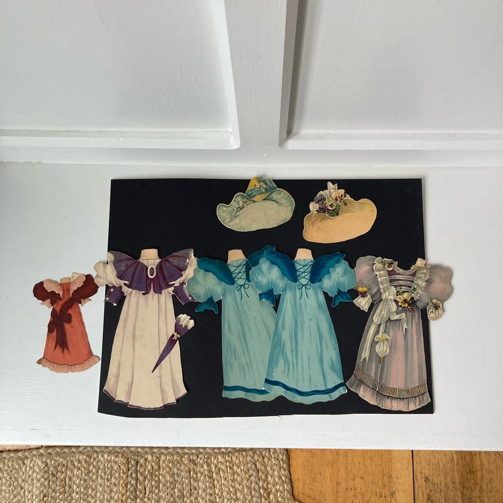 Vintage | Raphael Tuck & Sons Paper Doll Dresses & Hats Set - Blue, Teal, Cream